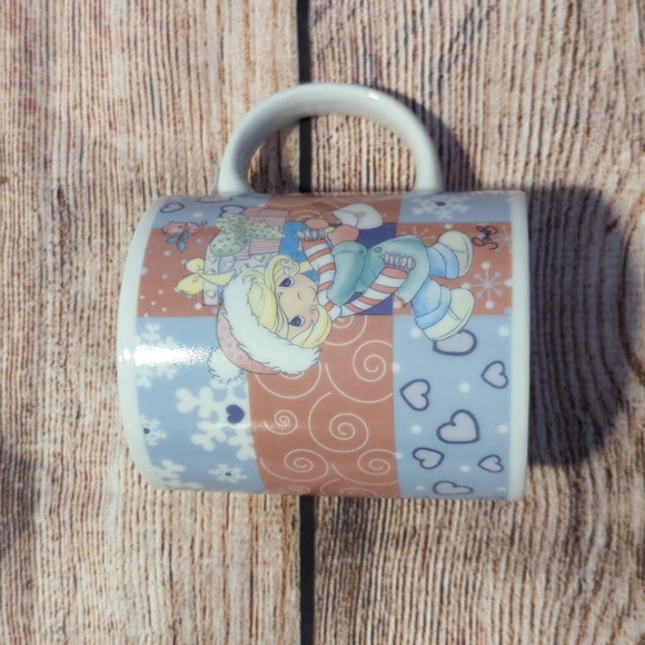 Precious Moments Girl Skating Mug - Picture 2 of 4